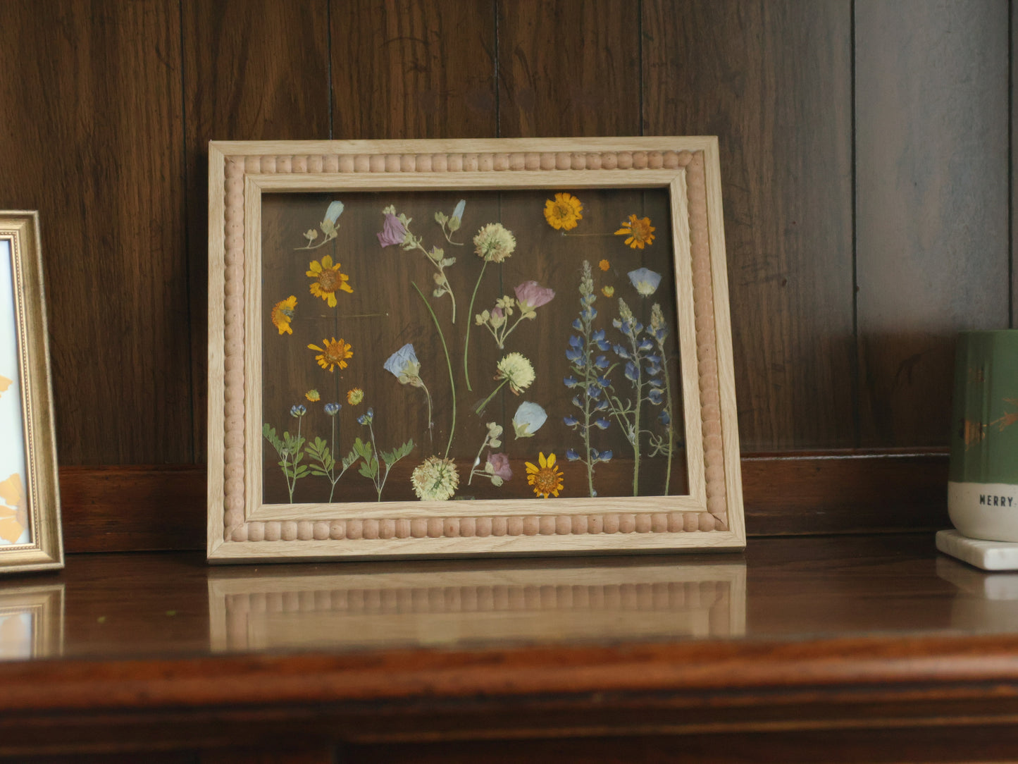 Press Dried Wildflowers With Wooden Frame